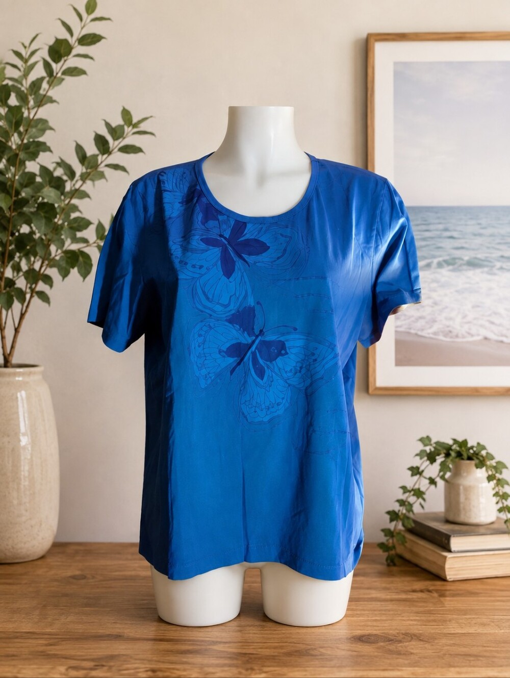 Northern Reflections Butterfly Graphic Top – Petite Large 🦋